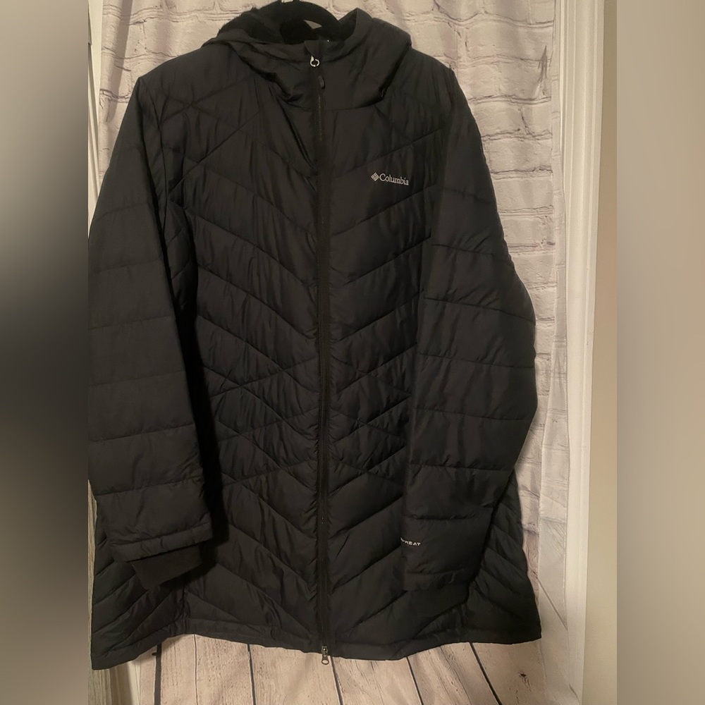 Columbia Women's Black Hooded Jacket